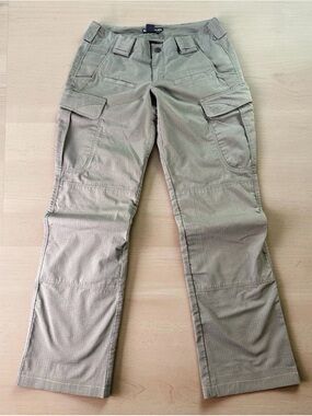 5.11 Tactical Cargo Pants women’s size 2 in Khaki